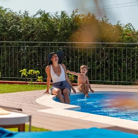 Felicidade Rocha By An Island Villa *