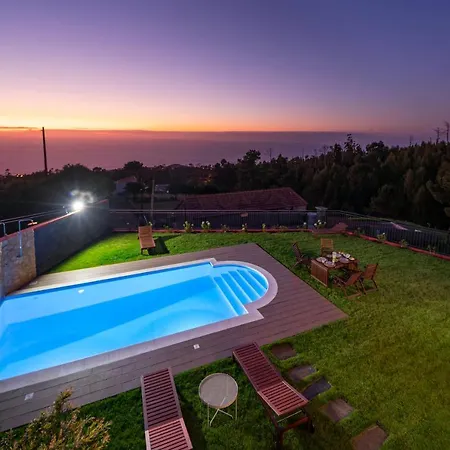 Felicidade Rocha By An Island * Ponta do Pargo