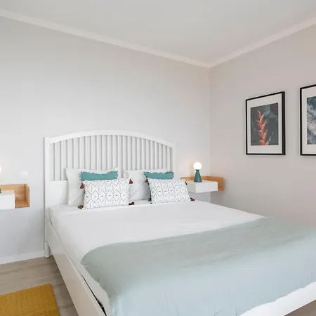 Felicidade Rocha By An Island * Ponta do Pargo