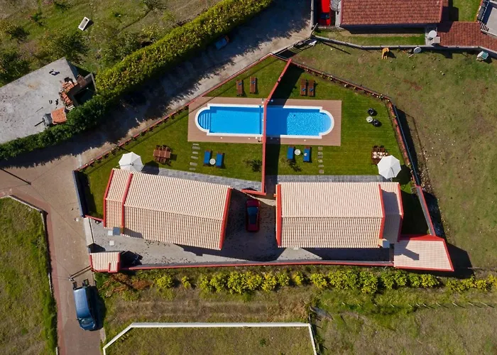 Felicidade Rocha By An Island פונטה דו פארגו