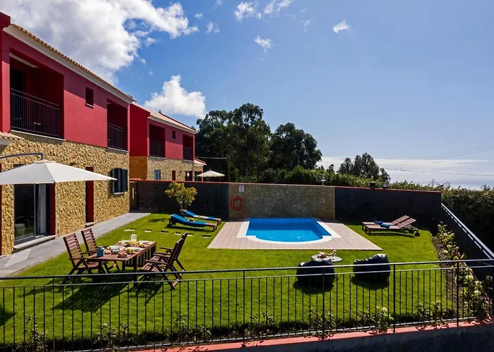 Felicidade Rocha By An Island וילה