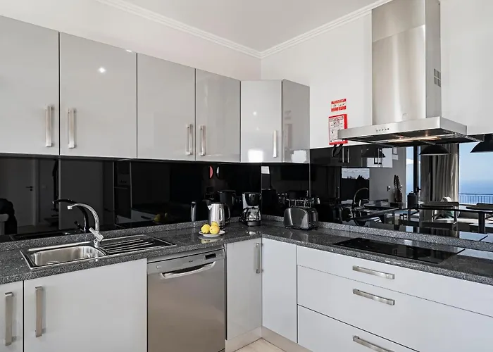 Felicidade Rocha By An Island *