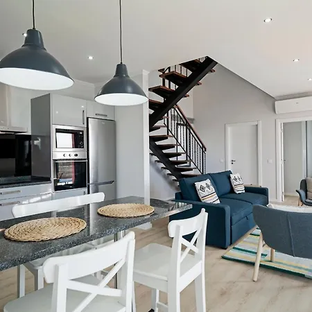 Felicidade Rocha By An Island 빌라