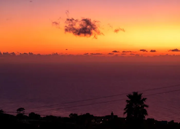 Villa Felicidade Rocha By An Island *