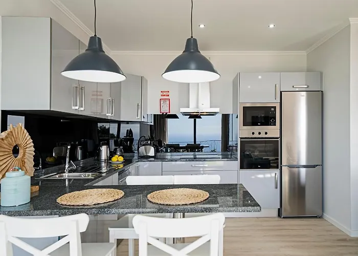 Villa Felicidade Rocha By An Island