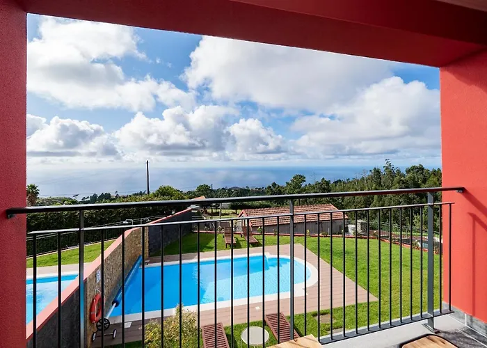 Villa Felicidade Rocha By An Island *