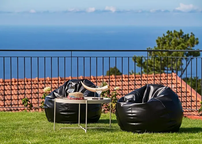 Felicidade Rocha By An Island Villa Ponta do Pargo